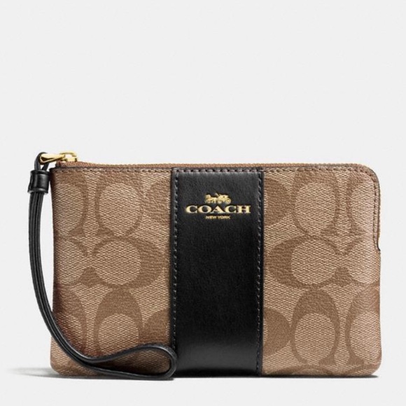 Corner Zip Wristlet In Signature Canvas - Picture 3 of 3